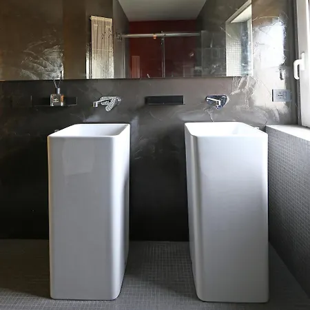 Angela Attico A Pochi Minuti Dal Gemelli E Stazione Fl3 Direzione San Pietro - Centro Rzym