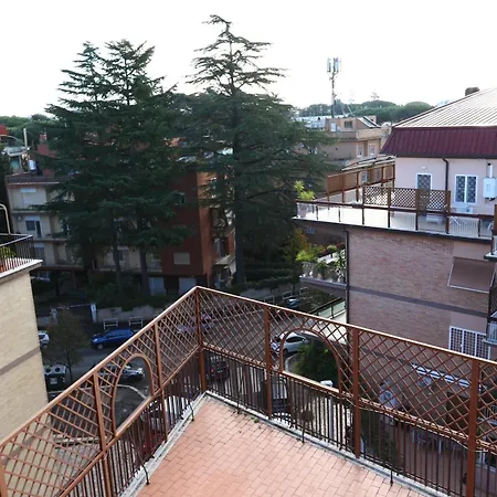 Apartament Angela Attico A Pochi Minuti Dal Gemelli E Stazione Fl3 Direzione San Pietro - Centro *